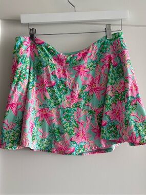 LILLY LUXETIC SKORT/SIZE M